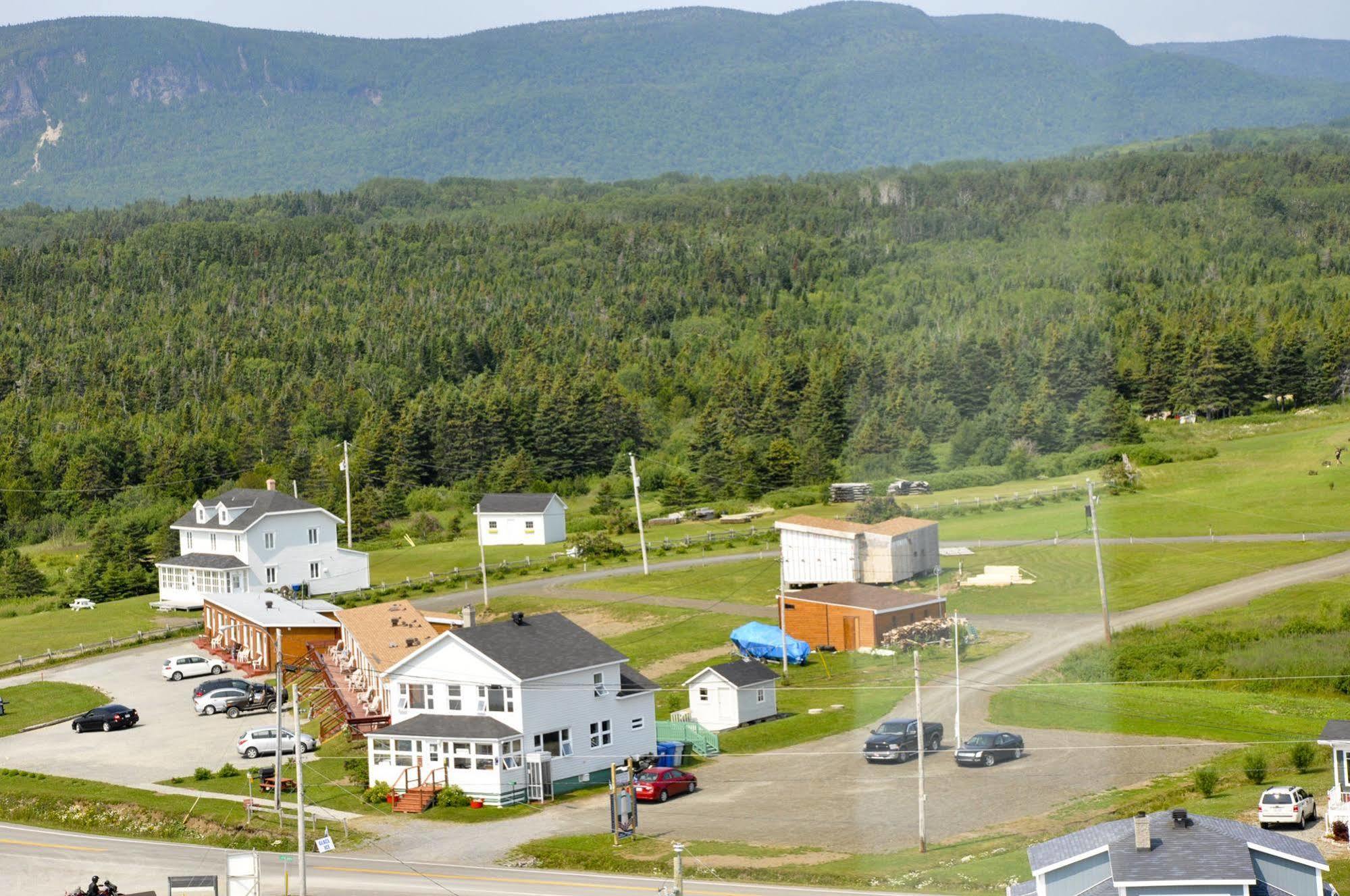 Motel Du Haut Phare Cap-des-Rosiers 외부 사진